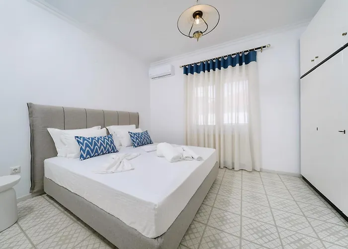 Mythodea * Limenas (Thasos)